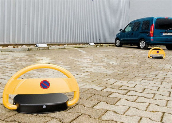 Afstandsbediende parkeergrendel voor auto's met DC6V nominale spanning en 80 mm verlaaghoogte voor veilige parkeerplaatsen