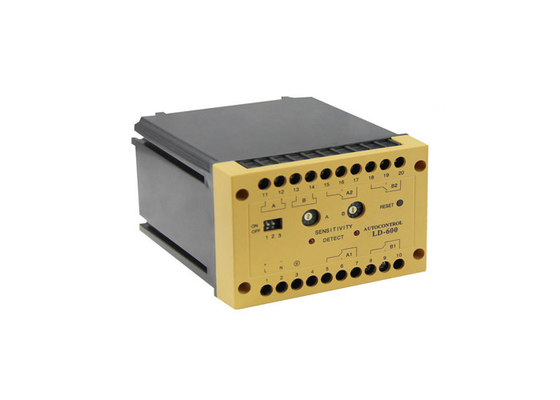 4 van de het Verkeersdetector van de frequentie Aanleidinggevende Lijn Ingang van de de Rolauto de Dubbele/Uitgang AC 220V